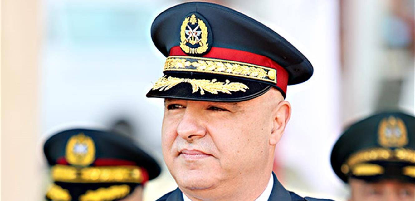 قائد الجيش للعسكريّين: بفضلكم اكتملت الصّورة الديمقراطية