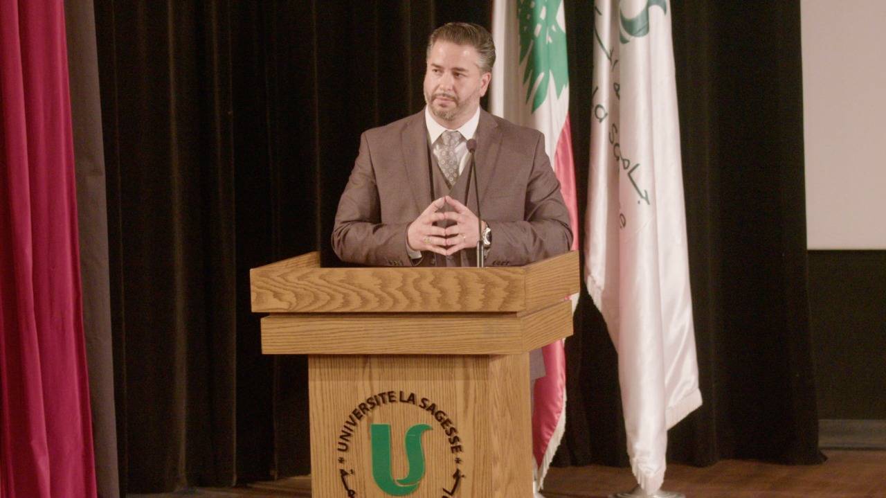 مؤتمر في جامعة الحكمة حول "برنامج التعافي الإقتصادي"
الوزير سلام: وضعنا لا يحتمل التمهل وعلى المجلس الجديد إقرار القوانين الإصلاحية
الوزير خوري: نحتاج إلى نموذج خاص للنهوص وعلى الدولة الإعتراف بخسائرها