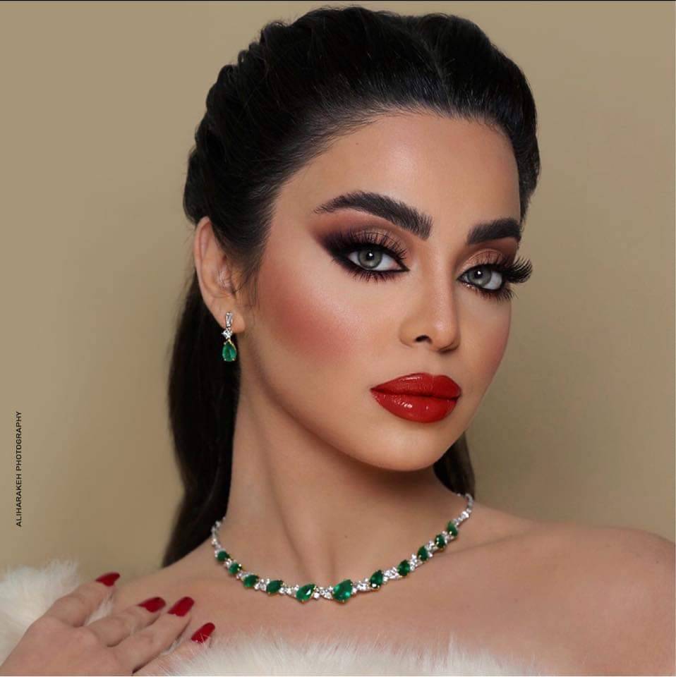 بالصور : سلطنة برودكشن تصور أغنية ” حلوة وعسل دمي ” للفنانة رورو حرب في إسطنبول