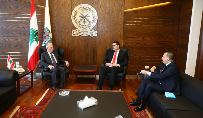 وزير الزراعة ومدير برنامج الأغذية أطلعا
ميقاتي وسليم على خطة تعزيز الأمن الغذائي