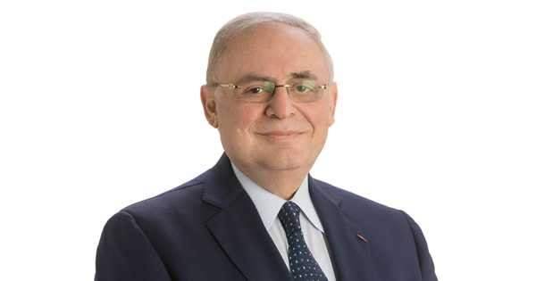 فريد البستاتي للمجلس الجديد:
لتأييد اقتراح قانون الزواح المدني