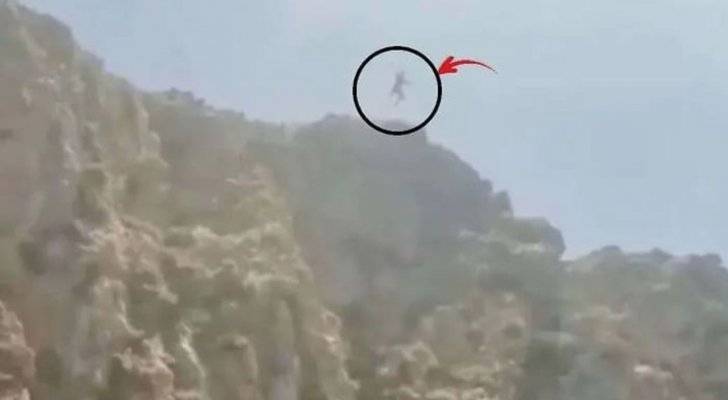 زوجة لاعب مغربي توثق لحظة وفاته...والفيديو يضج مواقع التواصل