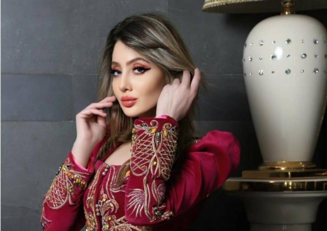 إيمان زرطيط من الجزائر تترشح  للمشاركة في Miss world top model في لبنان