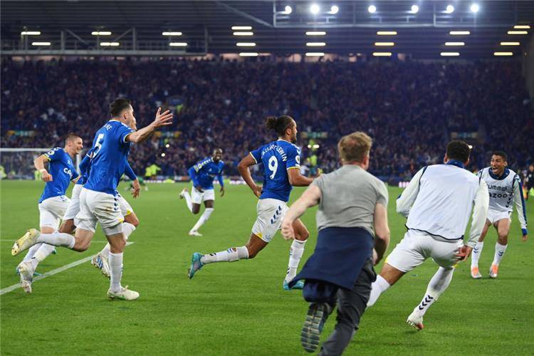 الدوري الانكليزي: إيفرتون يضمن البقاء وتشلسي ثالثاً