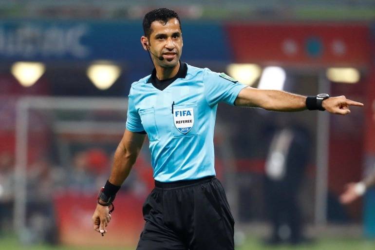 الفيفا يختار 36 حكما لإدارة مباريات كأس العالم 2022 في قطر