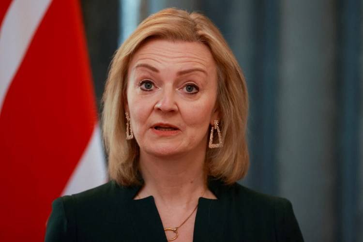 بريطانيا: لا نهدف إلى تغيير السلطة في روسيا