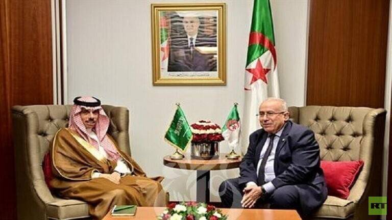 السعودية اقترحت خارطة طريق للمصالحة بين الجزائر والمغرب