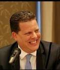 تتعاون مع القطاع الخاص والمجتمع المحلي لتشغيل اشارات السير واضاءة شوارع بيروت
فرنيني؛REBIRTH BEIRUT من اجل اعادة الامل والحياة للمدينة بعد الانفجار والانهيار