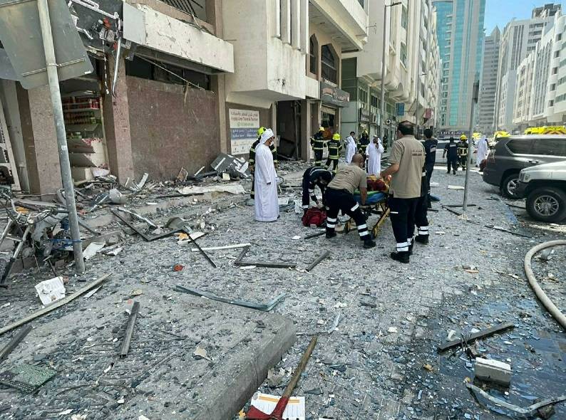 قتيلان و120 إصابة جراء انفجار أسطوانة غاز في أبوظبي
