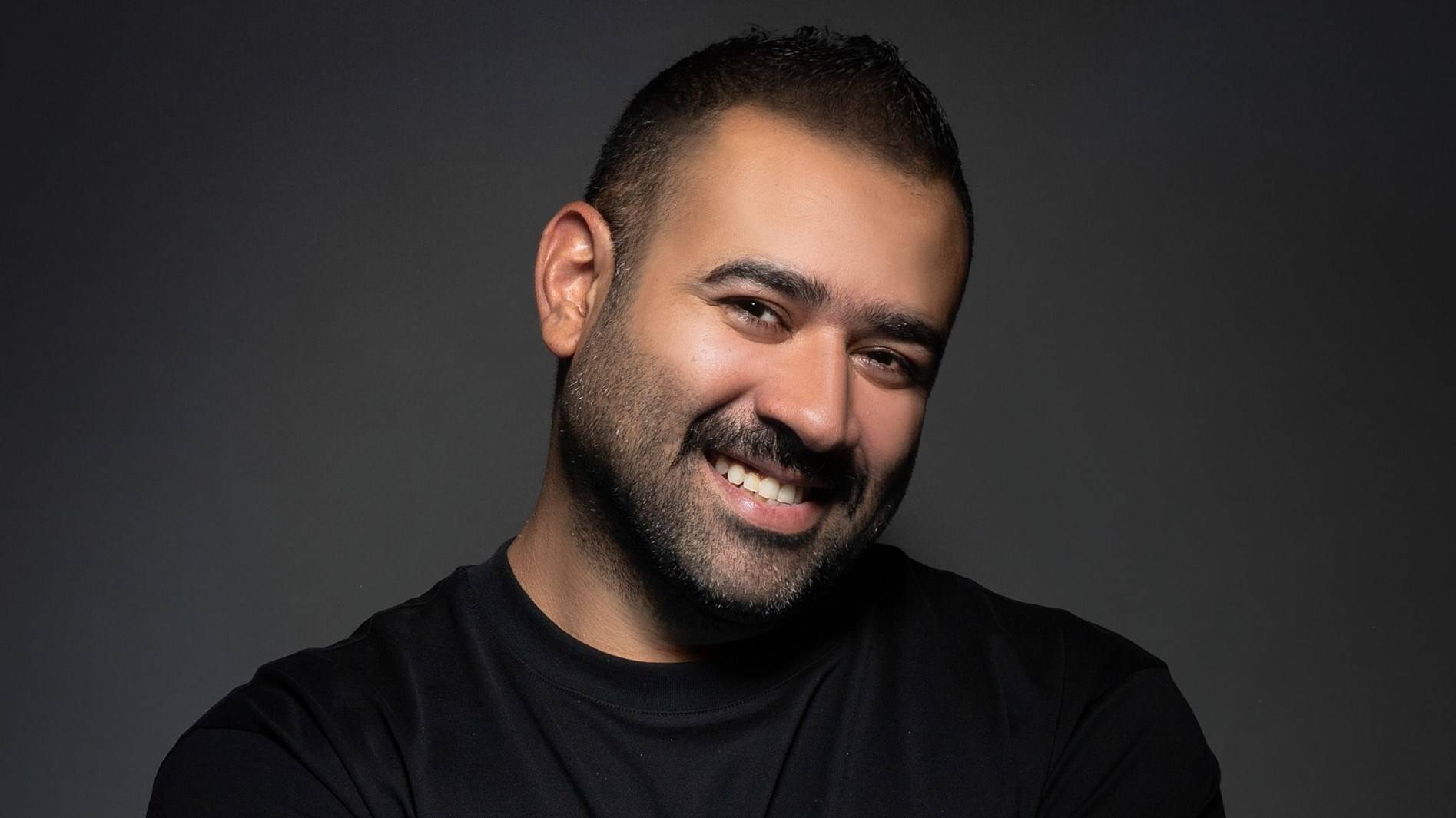 بشار الشطي يُرزق بمولود جديد وينشر الصورة الاولى له