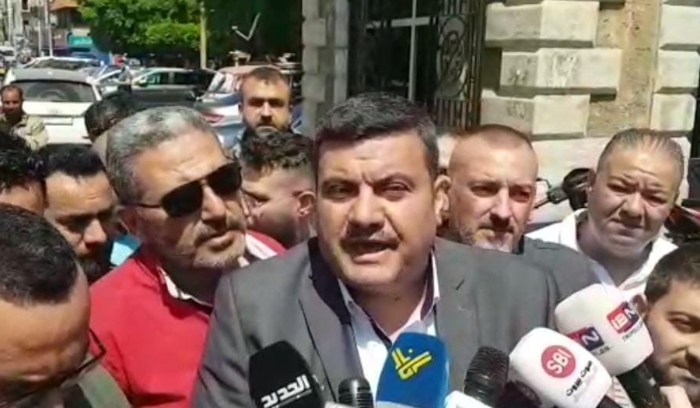 اعتصام لعمال وموظفي المعاينة الميكانيكية في طرابلس