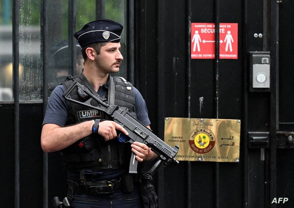 مصدر في الشرطة: النتائج الأولية تشير إلى أن واقعة القتل في سفارة قطر في باريس غير مرتبطة بالإرهاب