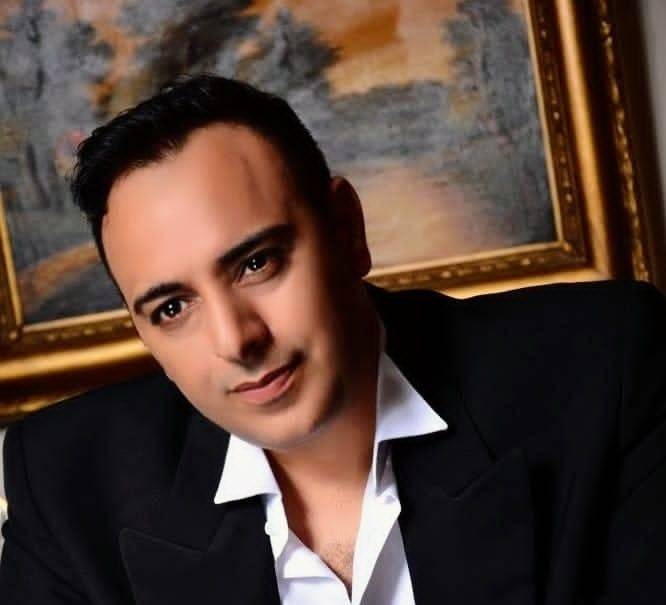 الشاعر المصري محمد جمعة يحصل على جائزة تقديرية عالمية