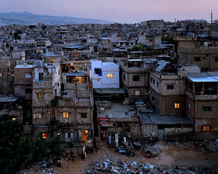 كيف هو حال أمن المخيمات الفلسطينية؟