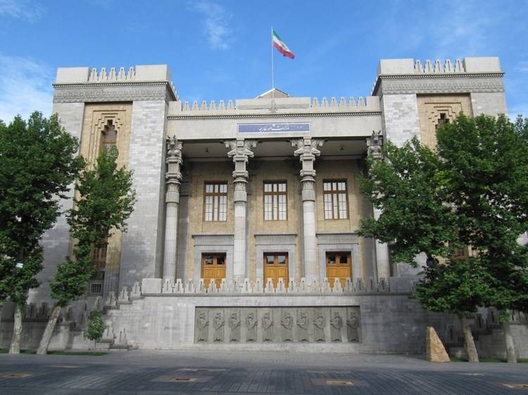 إيران: استدعاء القائم بالأعمال السويسري
