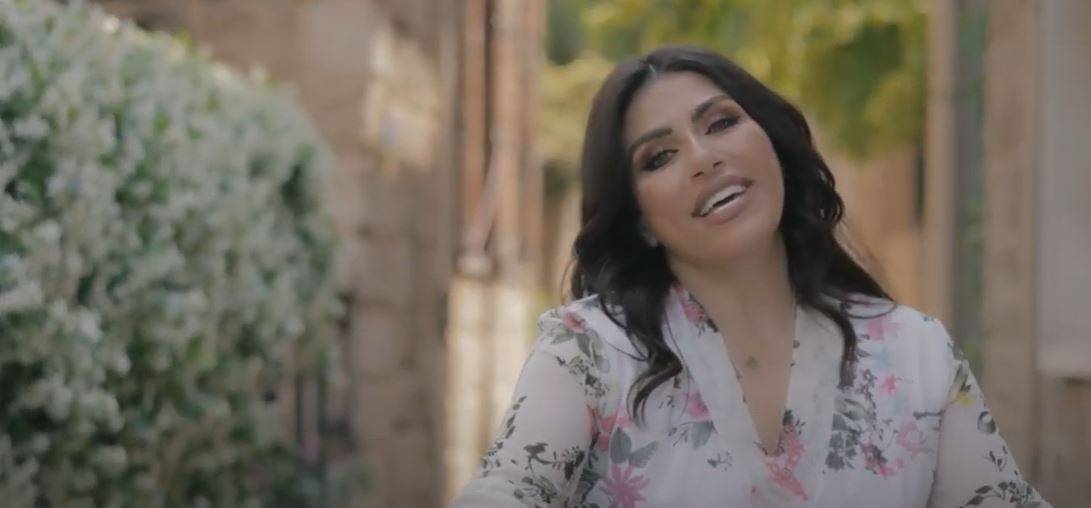 ساندريلا الحكيّم تأسر قلوب جمهورها...وما علاقة عبير نعمة وأحمد سعد؟