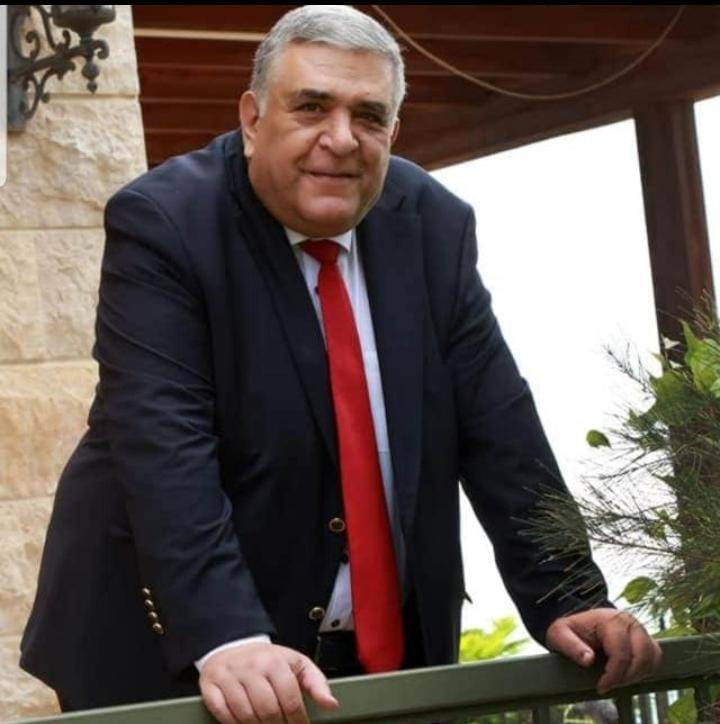 هل بات ارتياد المسابح والمنتجعات البحرية حكرا على فئة معينة من الناس ؟

بيروتي ينفي ارتفاع الاسعار بشكل جنوني وعبدالله لصمود هذا القطاع