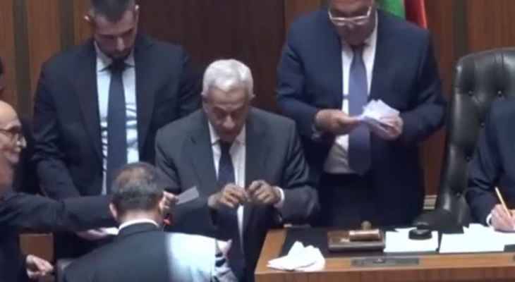 40 ورقة ملغاة: تصويت للعدالة لضحايا شرطة مجلس النواب وانفجار مرفأ بيروت والنساء ولقمان سليم والجمهورية القوية