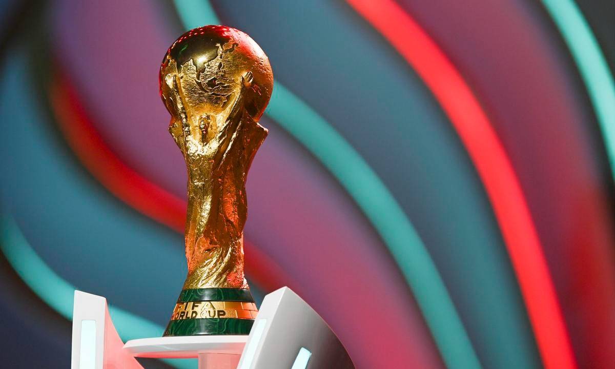 كأس العالم تصل إلى لبنان الأحد بحضور كاريمبو