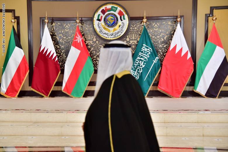 مجلس التعاون الخليجي يؤكد دعمه لحلّ الأزمة بين روسيا وأوكرانيا من خلال المفاوضات