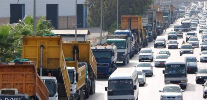 "تعبيراً عن الغضب والوجع".. إضراب لقطاع النقل البري في هذا اليوم