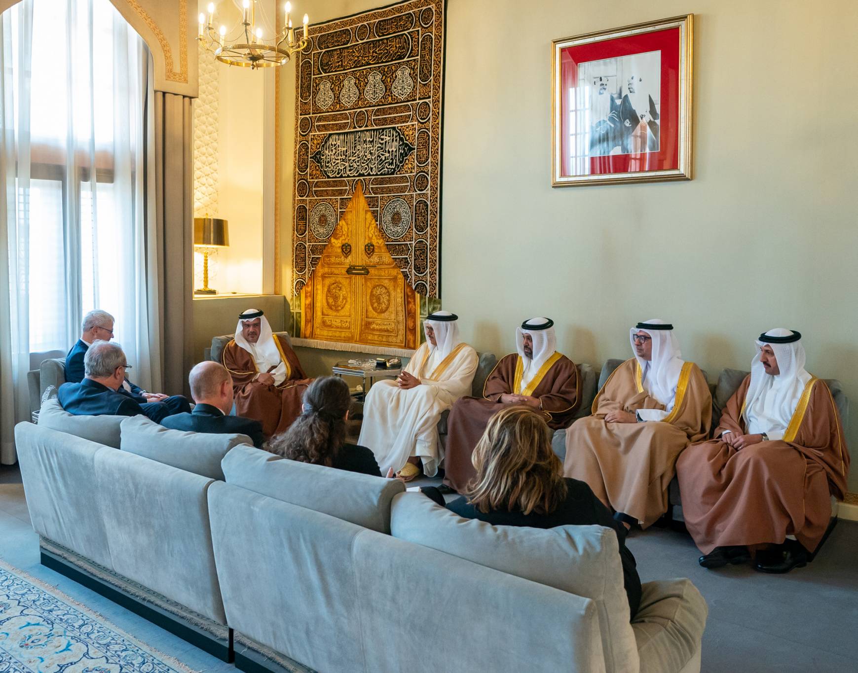 وفد إسرائيلي يزور البحرين ويلتقي ولي العهد