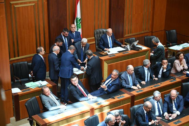 طروحات نواب «التغيير»...
إخلال في التوازن أم شعبويّة؟