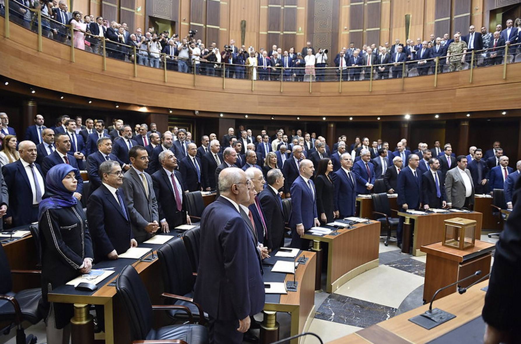 المسار «السريع» للإستحقاق النيابي ينسحب على العنوان الحكومي