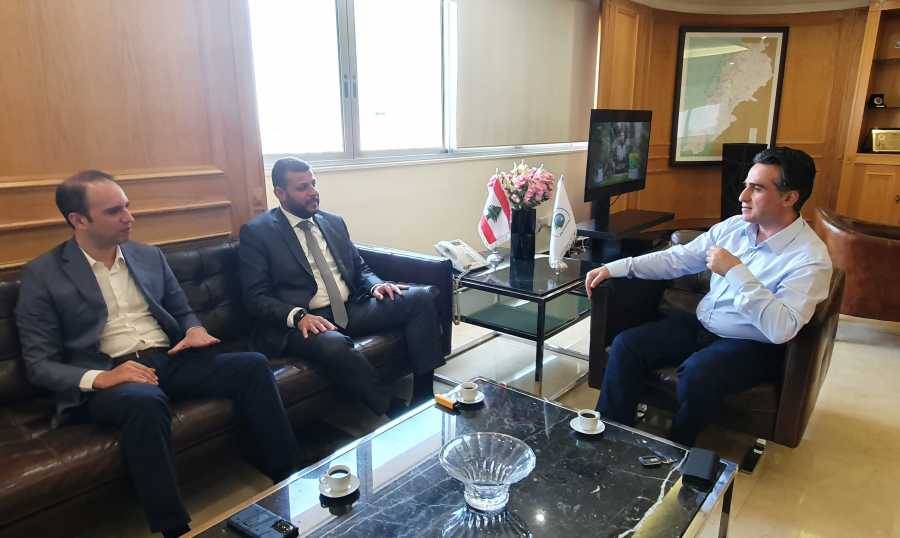 حميّه تابع ترميم وتعبيد الطرق المؤدية الى جبل محسن