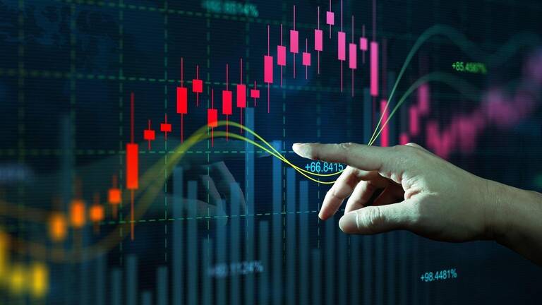 سعر خام برنت يتجاوز 121 دولارا في بورصة لندن