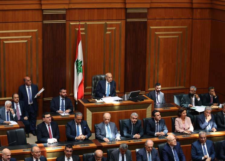 جلسة انتخاب بري ونائبه تخيّب آمال المعارضة و «التغييريين»
«الثنائي» يثُبت «أكثريّة اللحظات الحاسمة»... وتوقّعات بتعطيل نيابي وحكومي