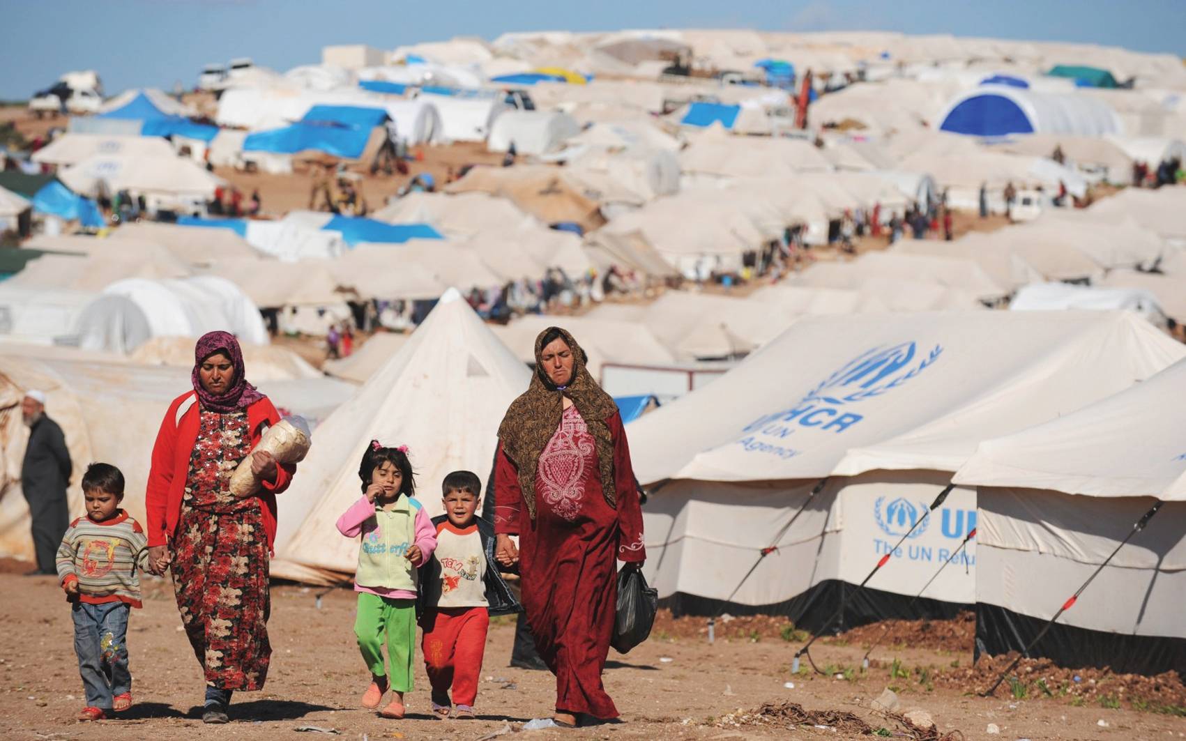 خطر مُحدق بأطفال سوريا: 14.6 مليوناً بحاجة للمساعدة.. وعجز كبير بالتمويل