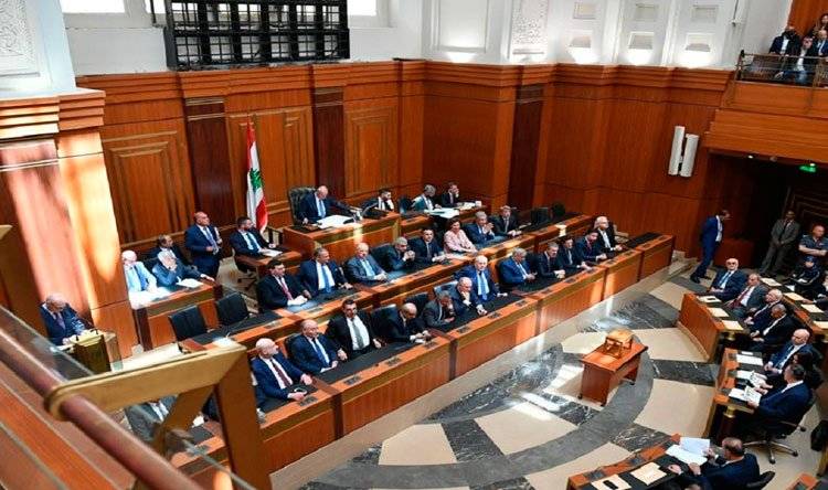 بالأسماء: أعضاء لجنة الأشغال العامة والنقل والطاقة والمياه