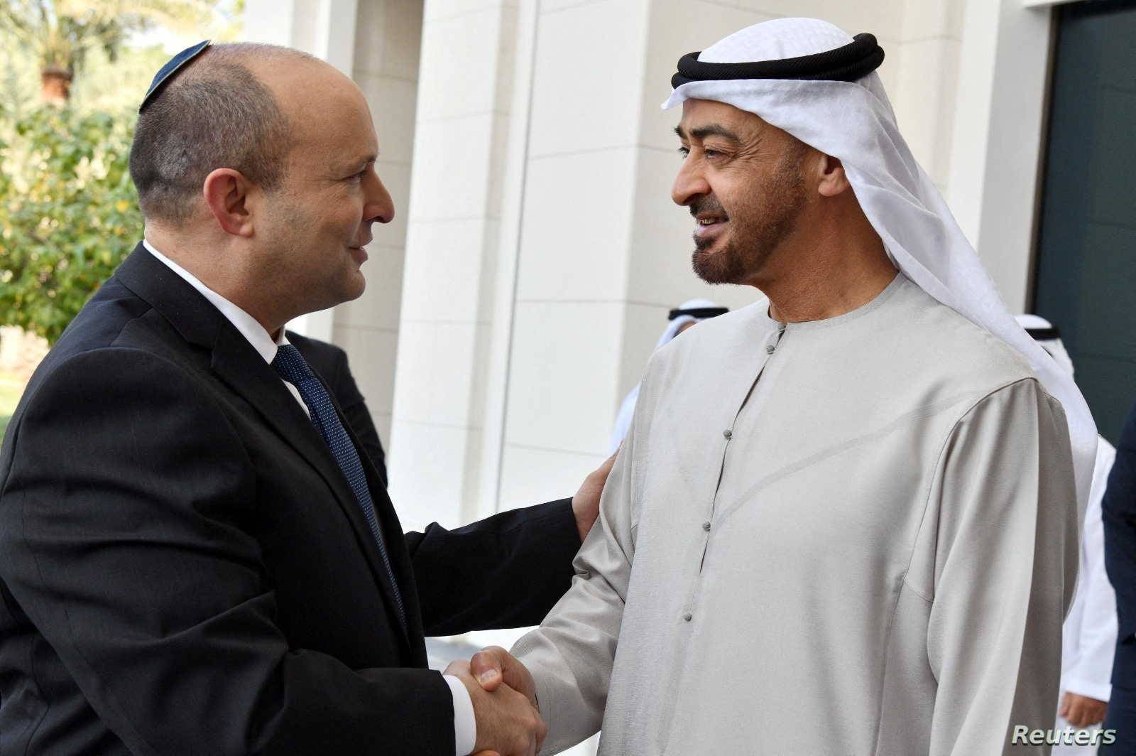 محمد بن زايد يستقبل بينيت
