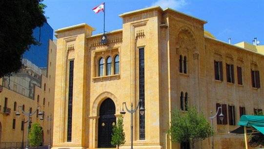 فوز لجنة البيئة بالتزكية