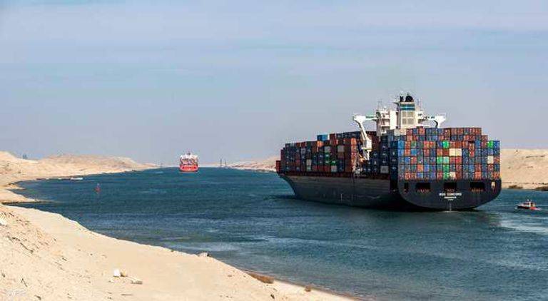 قرار عاجل من قناة السويس يخص تخفيضات ناقلات النفط
