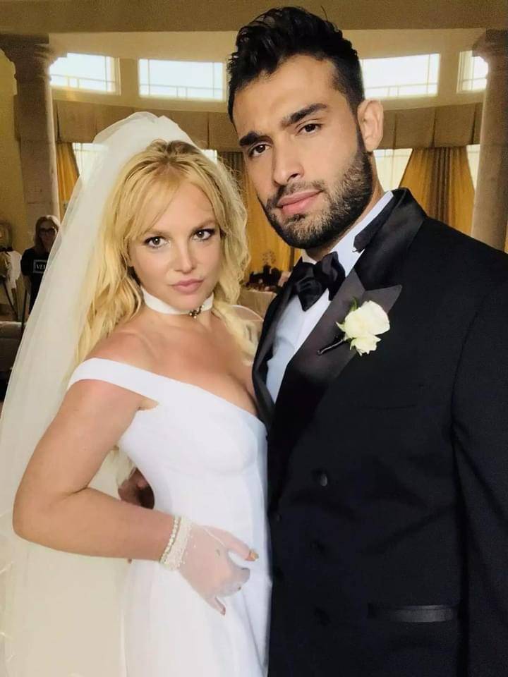 بعد إقتحامه حفل زفافها.. اتهام رسمي لطليق بريتني سبيرز