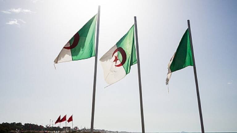 بنكيران يدعو الجزائر إلى الكف عن العداء