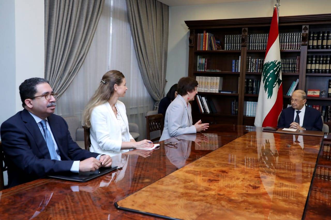 عون يؤكد لفرونتسكا: المسار الديموقراطي سيستمر مع الاستشارات النيابية ثم تشكيل حكومة جديدة