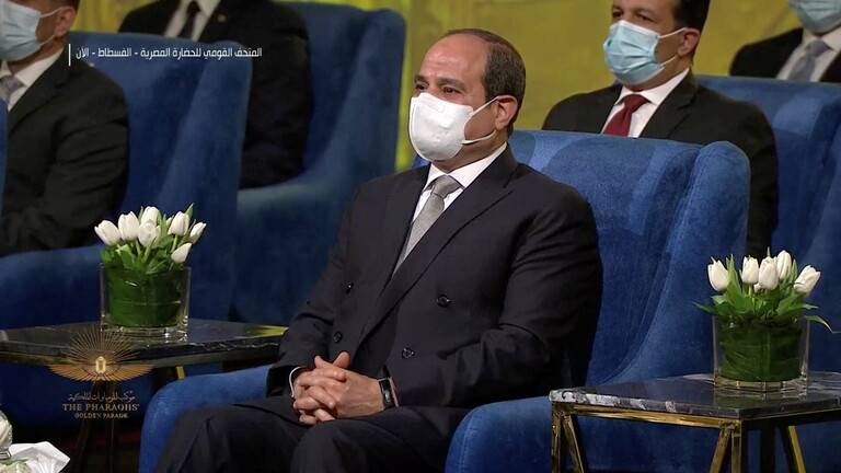 السيسي يعزل قاضيا كبيرا