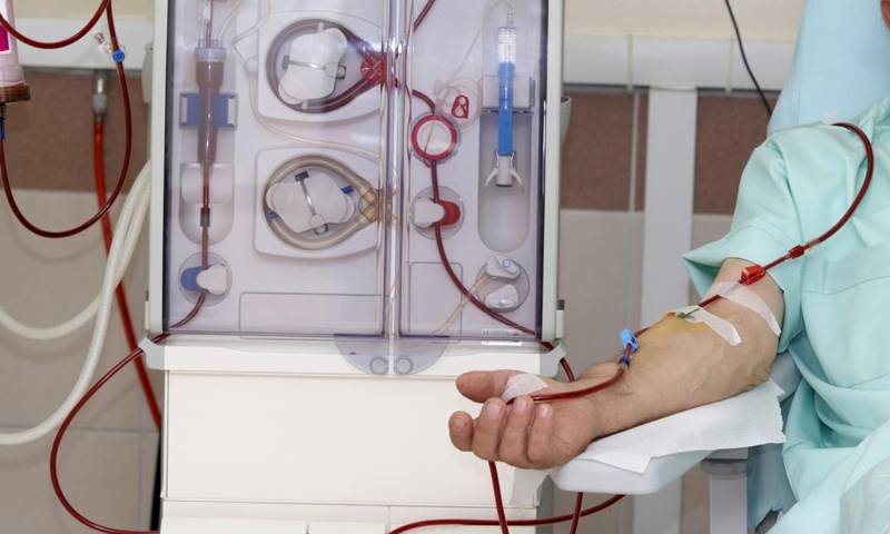 أزمة جديدة لمرضى غسيل الكلى بعد توقف مستشفى سان لويس عن العمل.. وكركي يتحرك