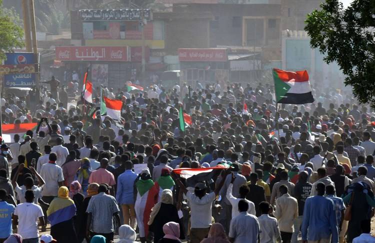 السودان: مقتل متظاهر في احتجاجات أم درمان