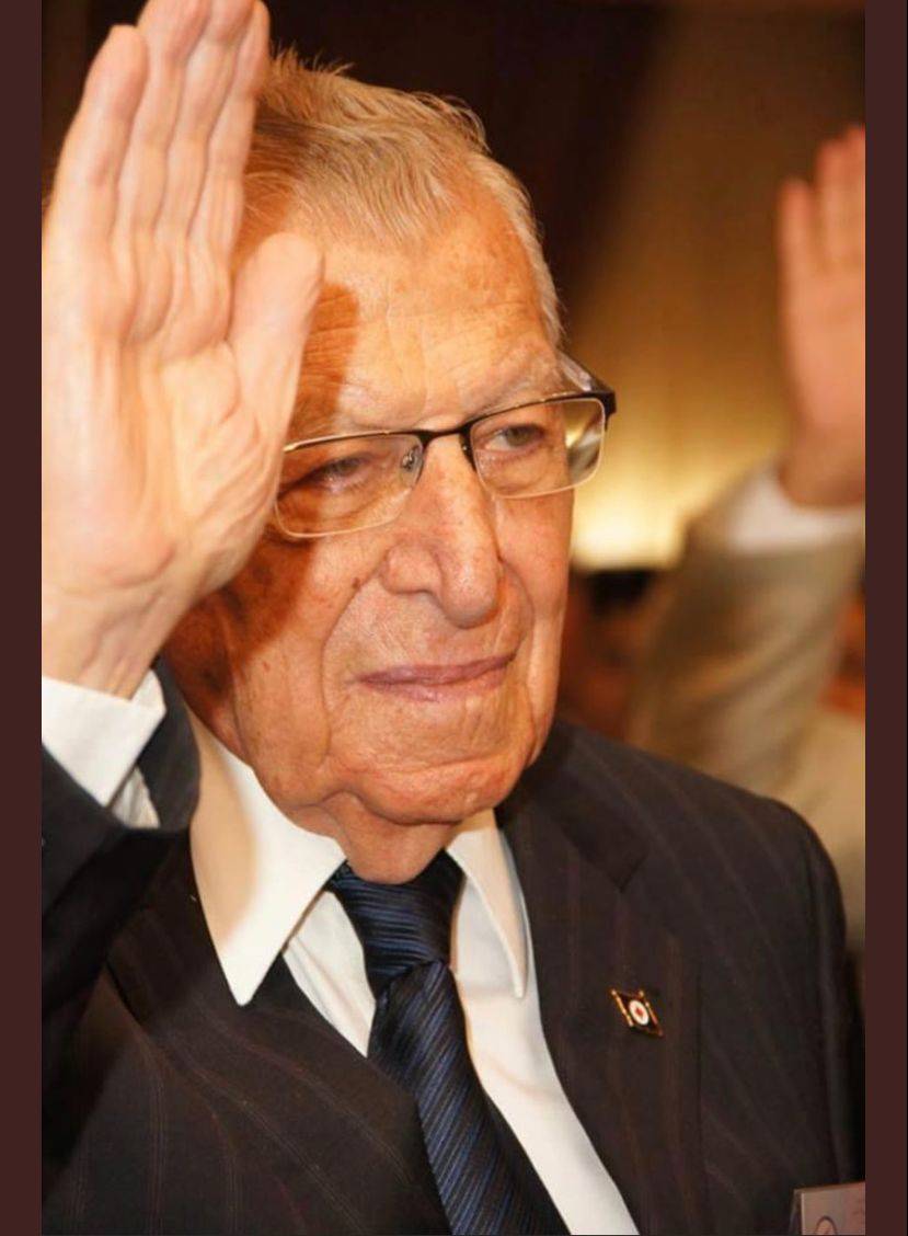 الزمن يَكْسِر ذاكرة دمشقيّة