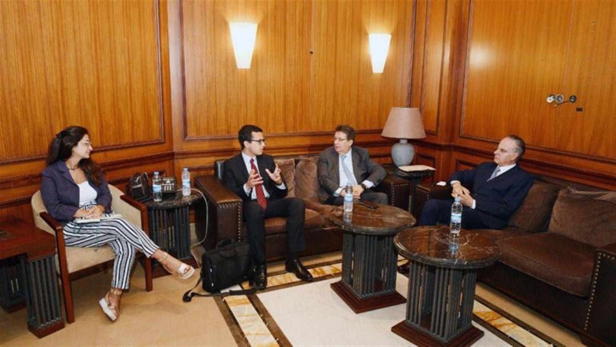 كنعان وعدوان يلتقيان ممثل صندوق النقد.. وتأكيد على حماية حقوق المودعين