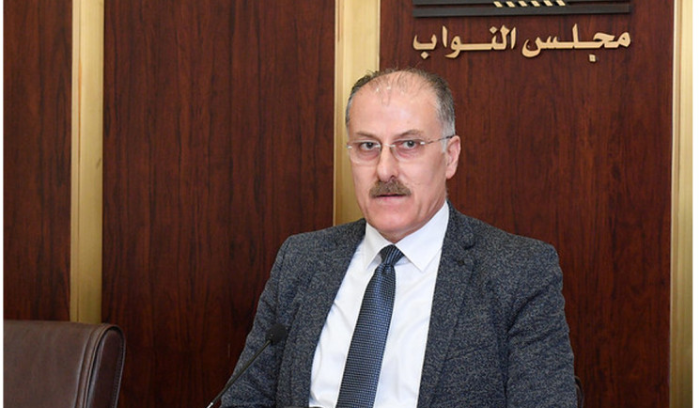 لجنة الصحة ناقشت منهجية عملها.. عبد الله : لاتخاذ اجراءات لحماية الحد الادنى من مكتسبات الناس بحماية مرضاهم