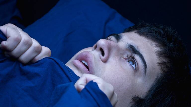 لماذا نرى أحلاما مخيفة وما هي الكوابيس الأكثر شيوعا بين الناس؟