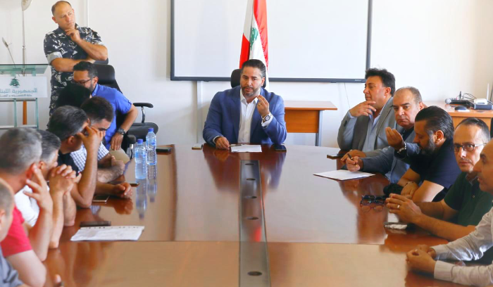 سلام بعد اجتماعه مع اصحاب الافران: مستمرون بدعم
"الخبز" و 150 مليونا رصدت لدعم القمح والكميات متوفرة