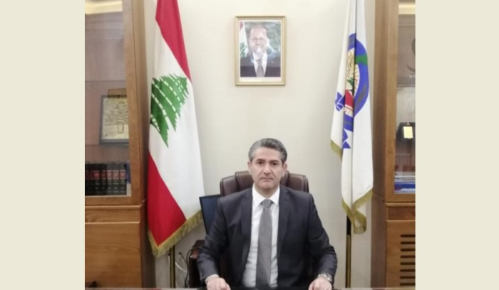 محافظ البقاع يتابع بيع الخبز في السوق السوداء