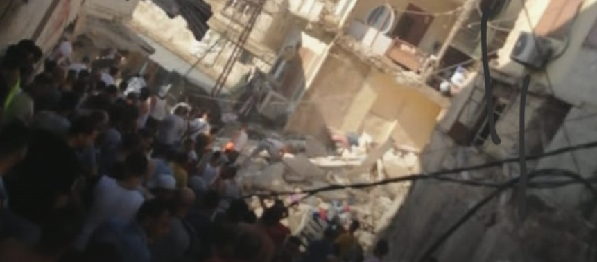 بالفيديو والصور- إنهيار مبنى في طرابلس...  وسقوط عدد من الجرحى