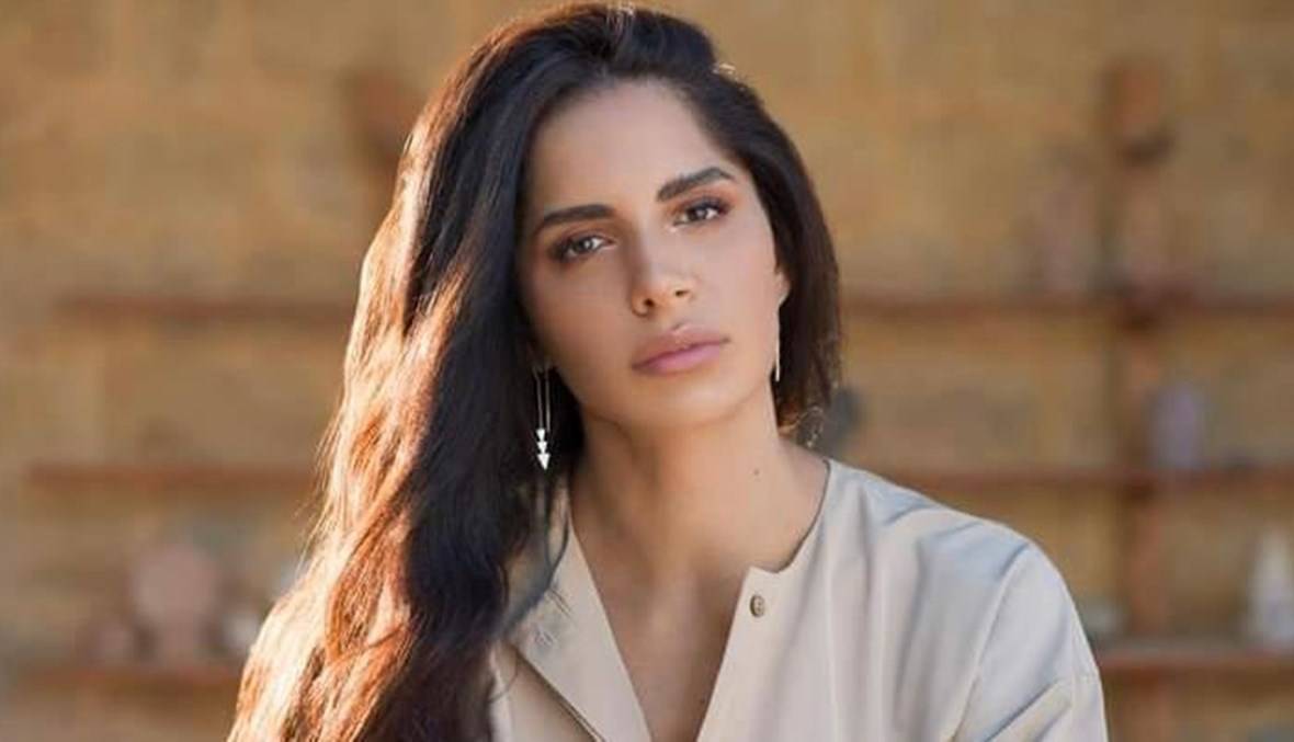 المصريون يسألون تركي آل الشيخ: آمال ماهر فين؟